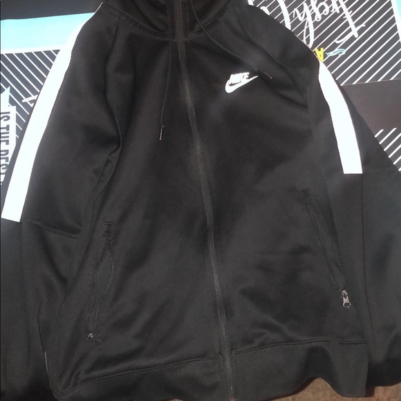 NIKE HOODIE - Picture 4 of 4